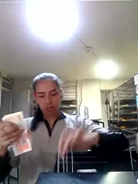 Snapshot of Alisson_420 chatting on 28, 11, 2025 Alisson 420 online show from 28, 11, 2025