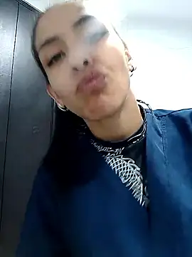 Snapshot of Alisson_420 chatting on 4, 2, 2026 Alisson 420 online show from 4, 2, 2026