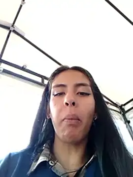 Snapshot of Alisson_420 chatting on 10, 2, 2026 Alisson 420 online show from 10, 2, 2026