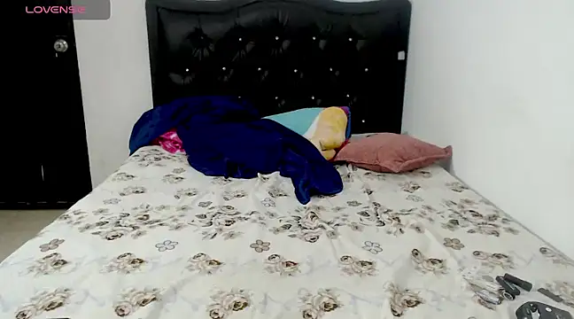 reichellbusty online show from 16, 1, 2025