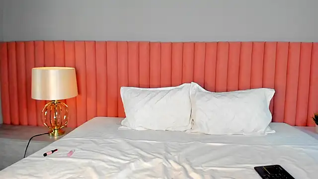 NathRossi online show from 10, 1, 2025