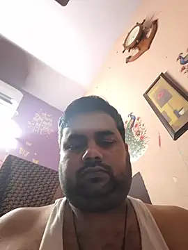 Snapshot of bobbyronak chatting on 19, 7, 2026 bobbyronak online show from 19, 7, 2026
