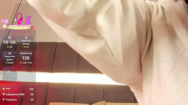 Snapshot of nicolle_pierce chatting on 20, 9, 2025 nicolle pierce online show from 20, 9, 2025