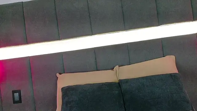 Snapshot of nicolle_pierce chatting on 31, 10, 2025 nicolle pierce online show from 31, 10, 2025