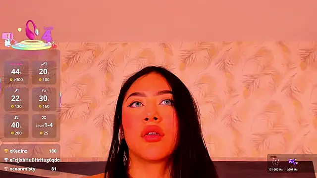 Snapshot of nicolle_pierce chatting on 13, 12, 2025 nicolle pierce online show from 13, 12, 2025