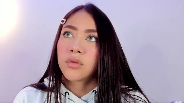 Snapshot of nicolle_pierce chatting on 3, 2, 2026 nicolle pierce online show from 3, 2, 2026