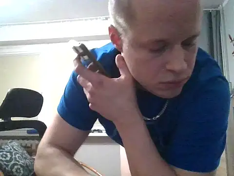 seniorVargas online show from 5, 11, 2025