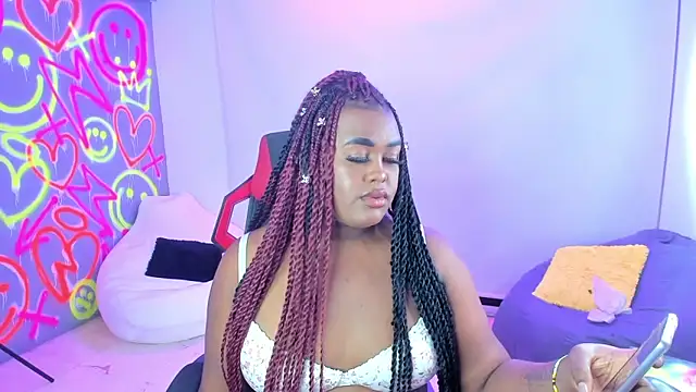 GEANNAROSE online show from 1, 2, 2025