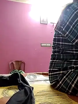 Snapshot of Royalgirl667 chatting on 11, 12, 2024 Royalgirl667 online show from 11, 12, 2024