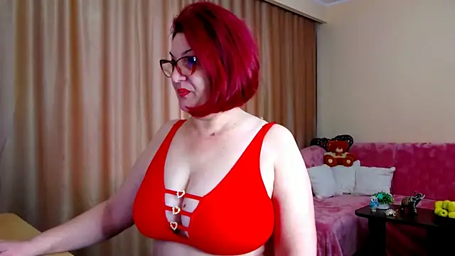 Snapshot of EdithCharm chatting on 4, 2, 2026 EdithCharm online show from 4, 2, 2026