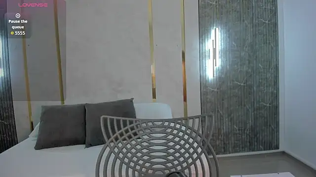 gipsela gomez online show from 1, 12, 2025