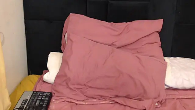 Busty-Londie online show from 16, 9, 2025