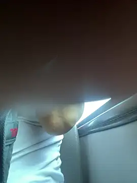 MireyaTorresGu online show from 17, 1, 2025