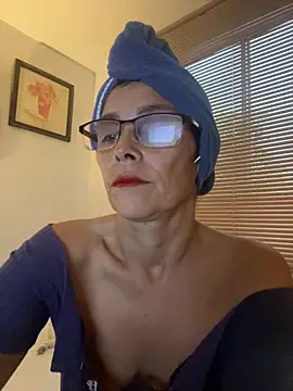 MireyaTorresGu online show from 19, 2, 2026