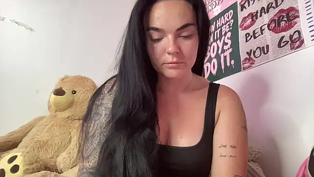 yorkshiregal online show from 5, 7, 2026