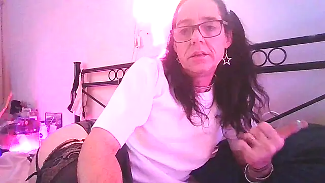 ingrid1982 online show from 24, 9, 2025