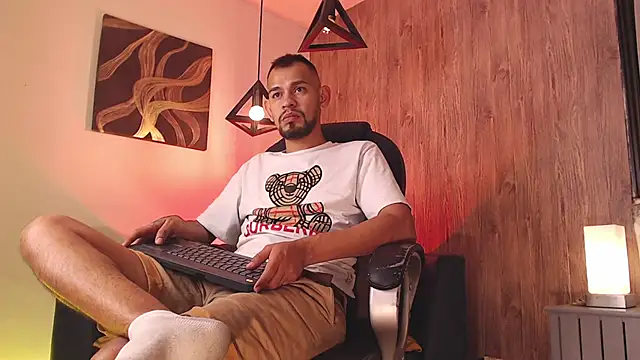 Bedobigcock online show from 8, 2, 2025