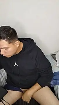 Snapshot of miketripi420 chatting on 1, 2, 2026 miketripi420 online show from 1, 2, 2026