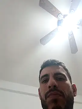 jhonyhot9292 online show from 2, 12, 2025