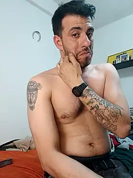 jhonyhot9292 online show from 10, 3, 2026