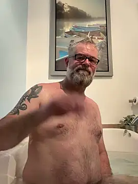 Silverfoxxx-73 online show from 1, 12, 2024