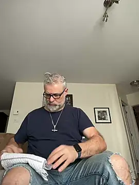 Silverfoxxx-73 online show from 27, 12, 2024