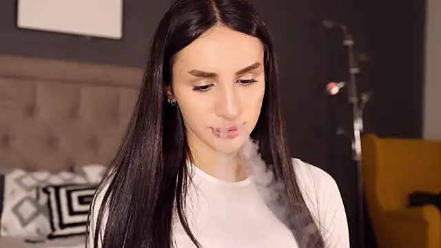 Kim Oberlin  online show from 24, 9, 2025