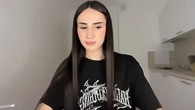 Kim Oberlin  online show from 14, 4, 2026