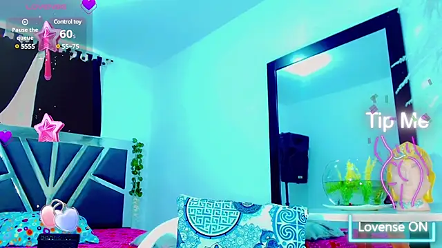 nauthyvalentina online show from 7, 2, 2025