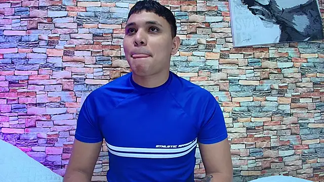 Snapshot of couple_lovelyds chatting on 31, 1, 2026 couple lovelyds online show from 31, 1, 2026