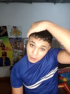 Snapshot of couple_lovelyds chatting on 1, 2, 2026 couple lovelyds online show from 1, 2, 2026