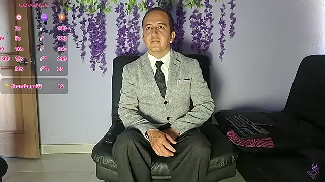 yazforeSolo online show from 11, 2, 2026