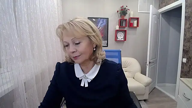 Snapshot of Milla_Cutie18 chatting on 16, 12, 2024 Milla Cutie18 online show from 16, 12, 2024