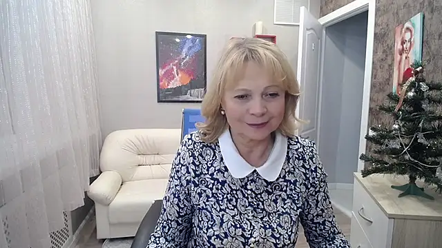 Snapshot of Milla_Cutie18 chatting on 26, 12, 2024 Milla Cutie18 online show from 26, 12, 2024