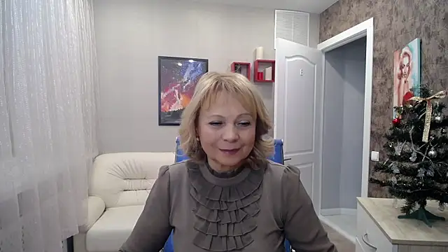 Snapshot of Milla_Cutie18 chatting on 6, 1, 2025 Milla Cutie18 online show from 6, 1, 2025