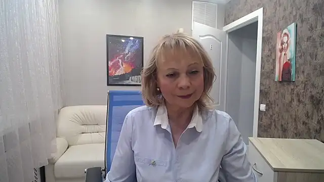 Snapshot of Milla_Cutie18 chatting on 15, 1, 2025 Milla Cutie18 online show from 15, 1, 2025