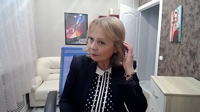 Snapshot of Milla_Cutie18 chatting on 23, 1, 2025 Milla Cutie18 online show from 23, 1, 2025