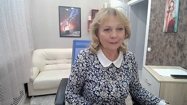 Snapshot of Milla_Cutie18 chatting on 17, 2, 2025 Milla Cutie18 online show from 17, 2, 2025