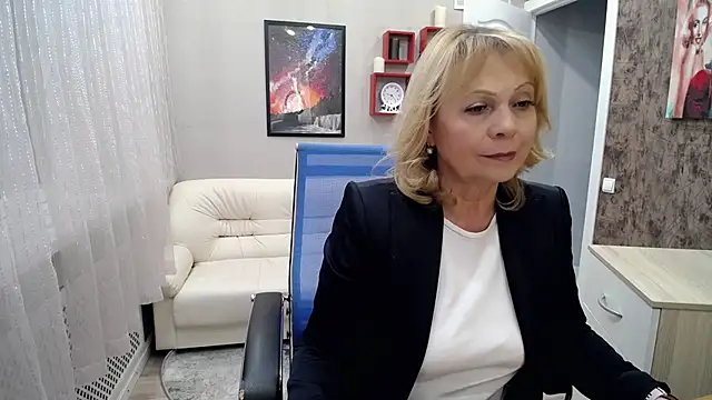 Snapshot of Milla_Cutie18 chatting on 20, 2, 2025 Milla Cutie18 online show from 20, 2, 2025