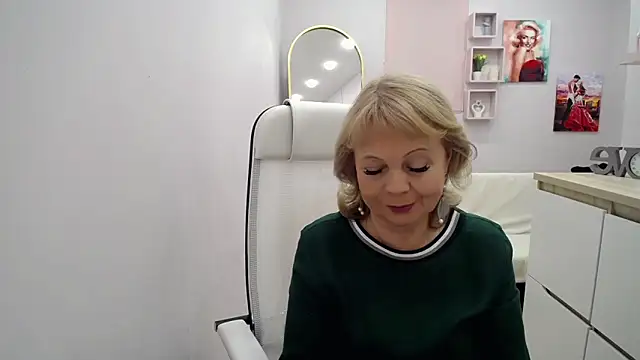 Milla Cutie18 online show from 25, 2, 2026