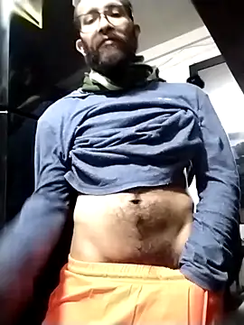 Snapshot of hairyserious chatting on 13, 2, 2025 hairyserious online show from 13, 2, 2025