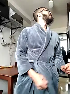 Snapshot of hairyserious chatting on 11, 3, 2025 hairyserious online show from 11, 3, 2025