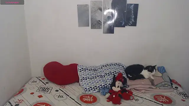 Pocahontas Princess  online show from 2, 2, 2026