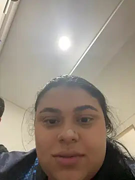 Snapshot of alissonfernandez_ chatting on 8, 1, 2025 alissonfernandez online show from 8, 1, 2025