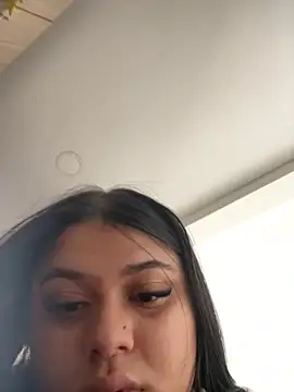 Snapshot of alissonfernandez_ chatting on 11, 1, 2025 alissonfernandez online show from 11, 1, 2025