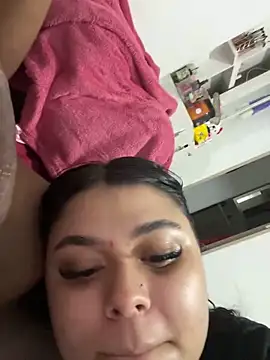 Snapshot of alissonfernandez_ chatting on 12, 1, 2025 alissonfernandez online show from 12, 1, 2025