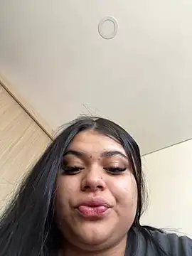 Snapshot of alissonfernandez_ chatting on 13, 1, 2025 alissonfernandez online show from 13, 1, 2025