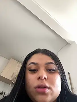 Snapshot of alissonfernandez_ chatting on 15, 1, 2025 alissonfernandez online show from 15, 1, 2025