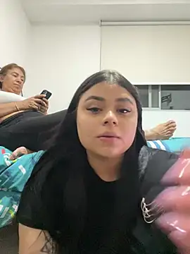 Snapshot of alissonfernandez_ chatting on 30, 1, 2025 alissonfernandez online show from 30, 1, 2025