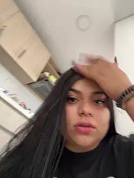 Snapshot of alissonfernandez_ chatting on 30, 1, 2025 alissonfernandez online show from 30, 1, 2025